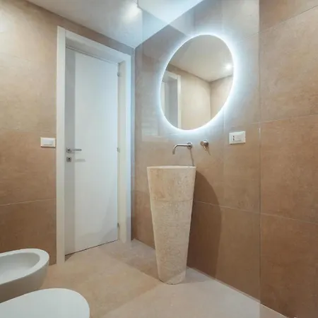 Mareluxe & Pool Villa *