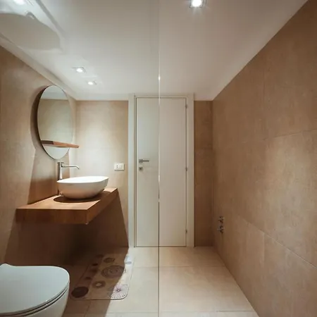 Mareluxe & Pool Villa