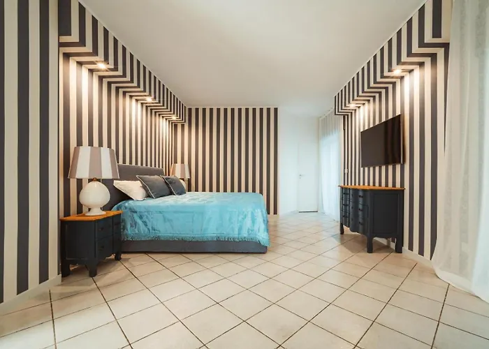 Mareluxe & Pool וילה פולינאנו א מארה